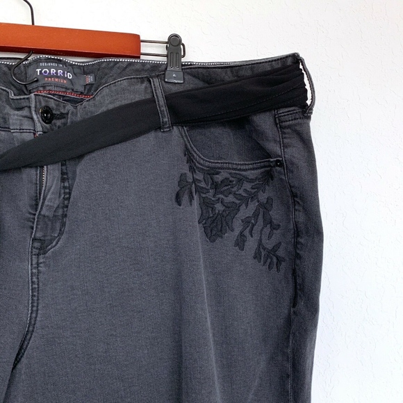 Torrid Gray Black Boyfriend Embroidered Jeans - Picture 4 of 8